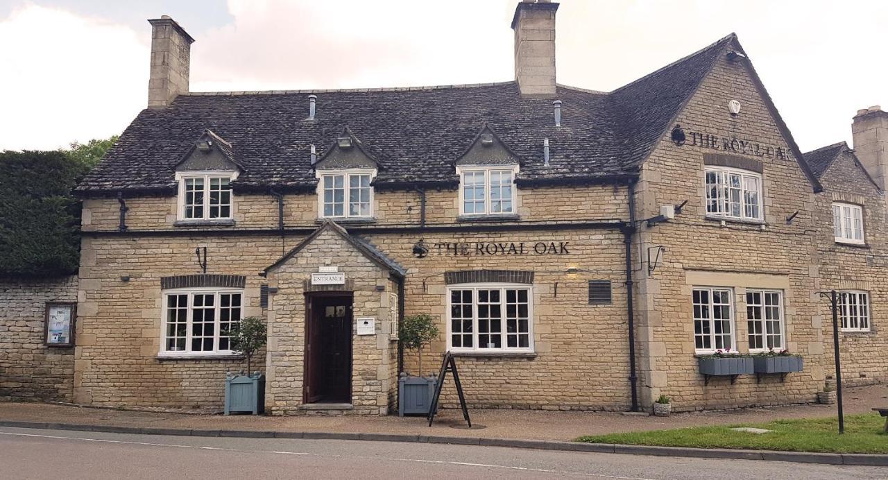 The Royal Oak Duddington Bed & Breakfast Stamford Exterior photo